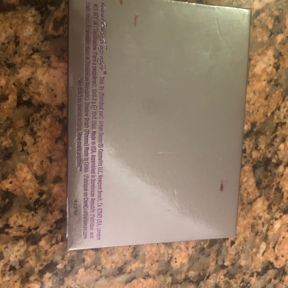 Urban decay eyeshadow palette - Picture 4 of 8